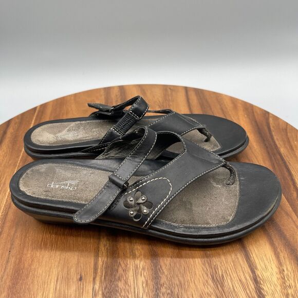 Dansko Black Leather Stud Flower Adj Thong Slide Low Heel Sandals 7.5 / 38 - Picture 1 of 8